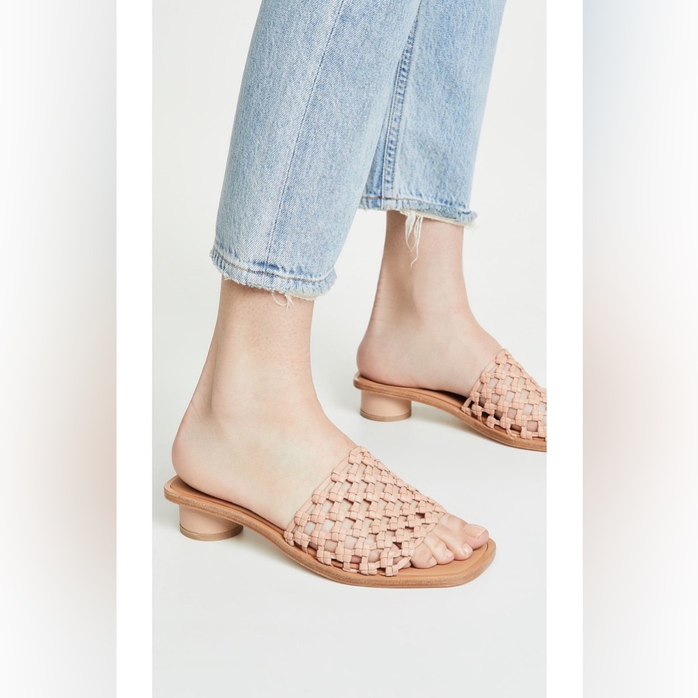🤑📦 LOQ Simona Woven Sandal in Dune